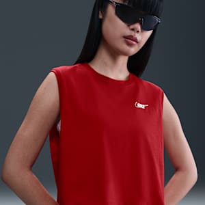 Playera sin mangas con gráfico cropped para mujer Nike Sportswear Club