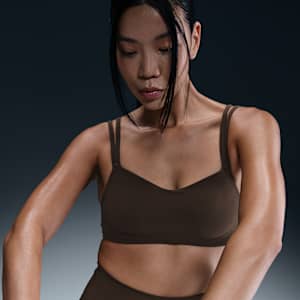 Nike Zenvy Strappy Women's Light-Support Padded Sports Bra