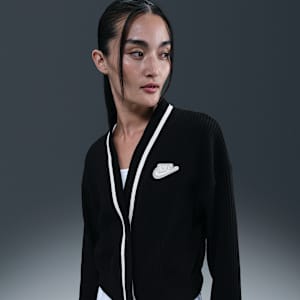 เสื้อแจ็คเก็ตผู้หญิง Nike Sportswear