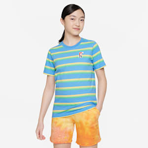 Nike Sportswear Older Kids' T-Shirt