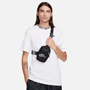 Nike Sportswear Essential Cross-Body Bag (1L)