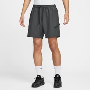 Nike Tech 男款 Dri-FIT Shori 寬鬆剪裁短褲