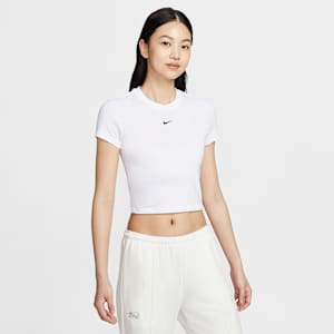 Nike Sportswear Chill Knit Women's Cropped T-Shirt