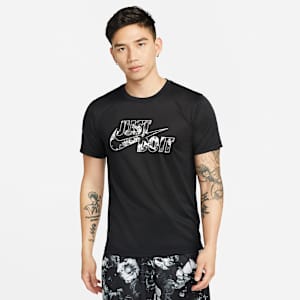 Nike Dri-FIT Men's Graphic Training T-Shirt