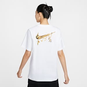 Nike Sportswear Women's Loose Short-Sleeve Graphic T-Shirt