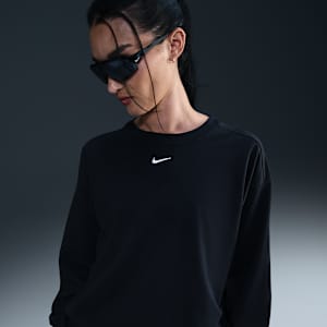 Nike Sportswear Essential Women's Oversized Long-Sleeve T-Shirt