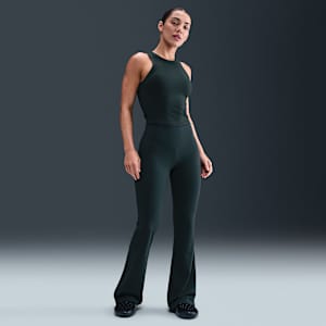 Nike Zenvy magas derekú, kiszélesedő szárú női leggings
