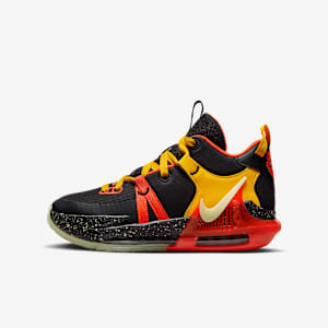 LeBron Witness 7 Big Kids' Basketball Shoes