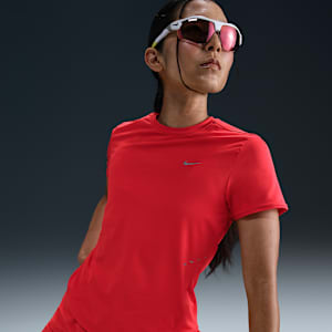 Nike Swift 女款 Dri-FIT 短袖跑步上衣