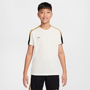 Haut de foot à manches courtes Nike Dri-FIT Strike pour ado
