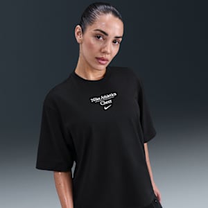 Playera de corte cuadrado para mujer Nike Cheer