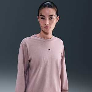 ナイキ スポーツウェア ウィメンズ ルーズ ロングスリーブ Tシャツ