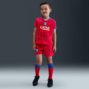 Paris Saint-Germain 2025/26 Stadium Third Younger Kids' Nike Dri-FIT Total 90 Football 3-Piece Kit