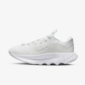 Nike Motiva Women's Walking Shoes