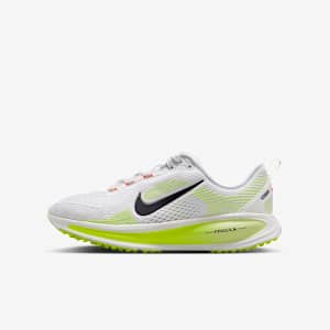 Nike Vomero 18 Older Kids' Road Running Shoes