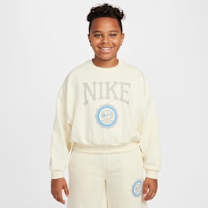 Nike Sportswear Club Girls' French Terry Crew-Neck Sweatshirt
