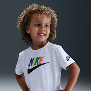Playera de manga corta de tejido Knit Family para infantil Nike Club