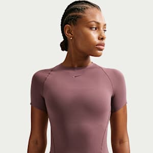 Nike Universa Women's Dri-FIT Short-Sleeve Top