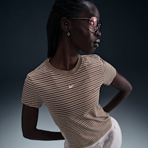 Nike Sportswear Chill Knit Women's Slim Striped T-Shirt