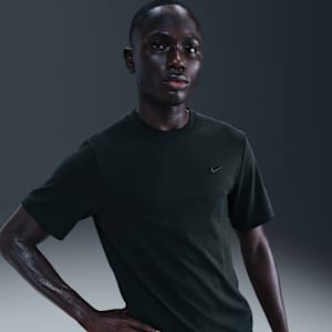 Nike Primary Men's Dri-FIT Short-sleeve Versatile Top