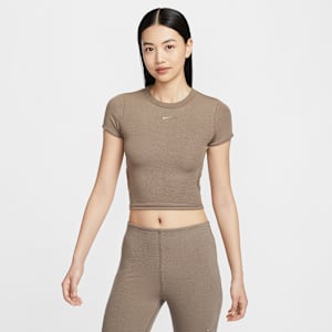 Nike Sportswear Chill Knit Women's Tight Short-Sleeve Cropped Mini-Rib Top