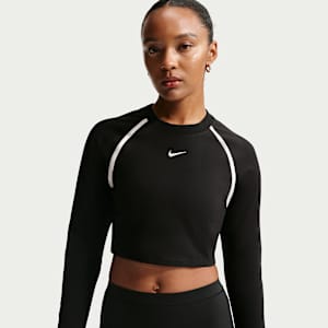 Nike Sportswear tettsittende, langermet, avkortet overdel til dame