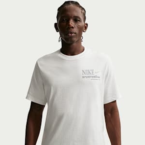 Nike Sportswear Men's Short-Sleeve T-Shirt