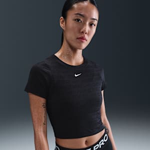 เสื้อเอวลอยแขนสั้นผ้าแจ็คการ์ดผู้หญิง Dri-FIT Nike Pro