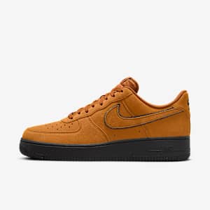 รองเท้าผู้ชาย Nike Air Force 1 '07 LV8