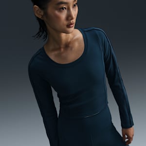 ナイキ ワン フィッテド ウィメンズ Dri-FIT ロングスリーブ クロップド トップ