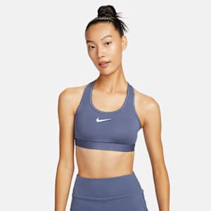 Nike Swoosh 中度支撐型女款襯墊運動內衣