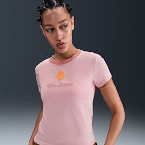 Nike Sportswear Chill Knit Women's Slim Cropped Graphic T-Shirt