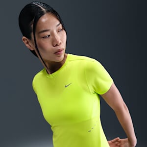 ナイキ スウィフト ウィメンズ Dri-FIT ショートスリーブ ランニングトップ