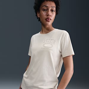 Playera de manga corta con gráfico para mujer Nike Sportswear Club