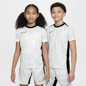 Nike Academy Pro Older Kids' Dri-FIT Short-Sleeve Football Top