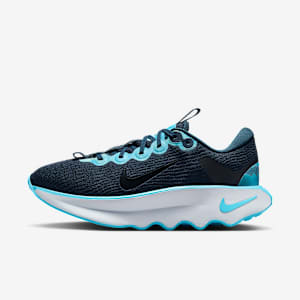 รองเท้าเดินผู้หญิง Nike Motiva x NorBlack NorWhite