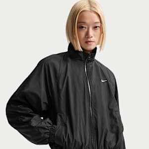 เสื้อแจ็คเก็ตวอร์ม UV ทรงโอเวอร์ไซส์ผู้หญิง Nike Sportswear