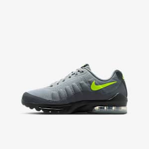 Nike Air Max Invigor Older Kids' Shoe