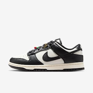 Nike Dunk Low SE Women's Shoes
