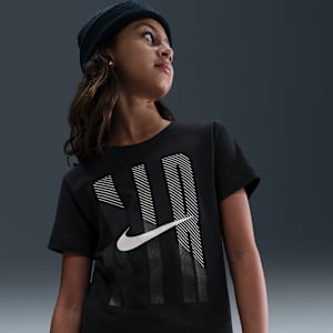 Nike Sportswear Older Kids' T-Shirt