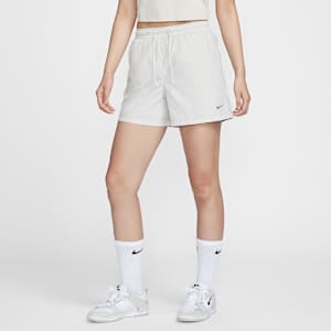 Nike Sportswear Classic Wovens Women's Mid-Rise Shorts