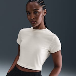 Nike Sportswear Chill Knit Women's Cropped T-Shirt