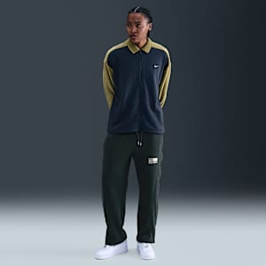 Nike Pantalón de básquetbol de apertura lateral de tejido Fleece - Mujer