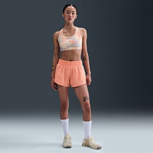 กางเกงขาสั้น 2-in-1 เอวปานกลาง 3 นิ้วผู้หญิง Nike Dri-FIT One