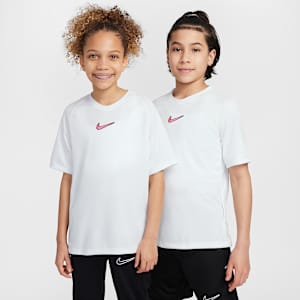 Playera de fútbol de manga corta Dri-FIT para niños talla grande Nike Academy