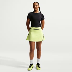 NikeCourt Advantage Dri-FIT-tennisskjørt med høyt liv til dame