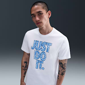 Nike Sportswear Men's T-Shirt