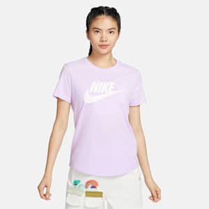 Nike Sportswear Essentials 女款標誌 T 恤