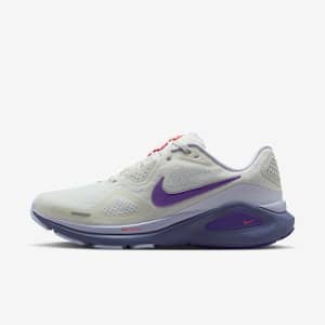 Nike Structure 26 hardloopschoenen voor dames (straat)