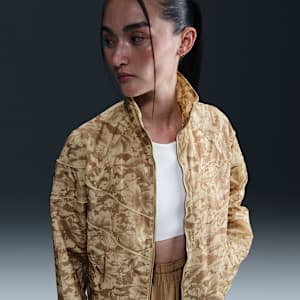 ナイキ スポーツウェア ウィンドランナー ウィメンズ ルーズ UV プロテクション ウーブン フルジップ プリント ジャケット